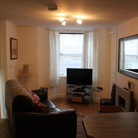 Cadame Apartment Whitby Ngoại thất bức ảnh