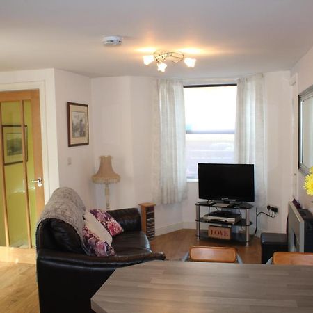 Cadame Apartment Whitby Ngoại thất bức ảnh