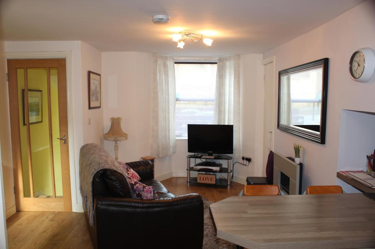 Cadame Apartment Whitby Ngoại thất bức ảnh